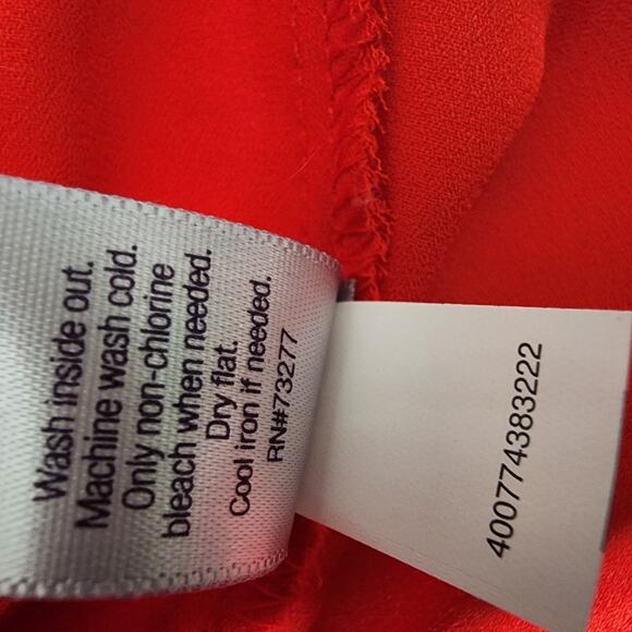 Jennifer Lopez Womens Chiffon Faux Wrap Top M Red Keyhole Wide 3/4 Sleeve Light - Picture 9 of 9